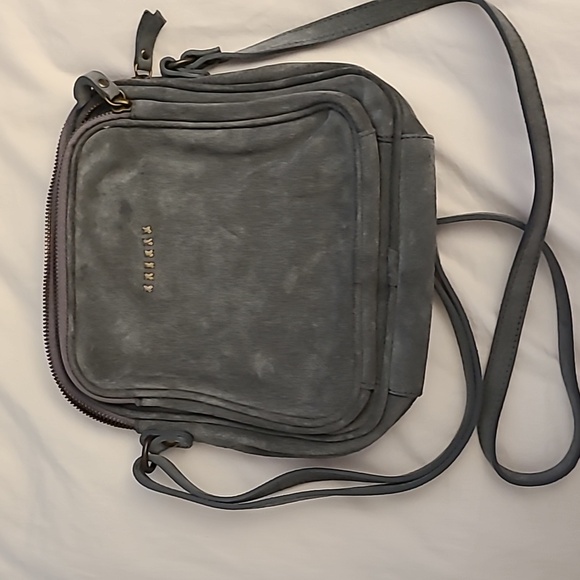Sundance Handbags - Sundance Merchant Crossbody bag, gray suede, like new